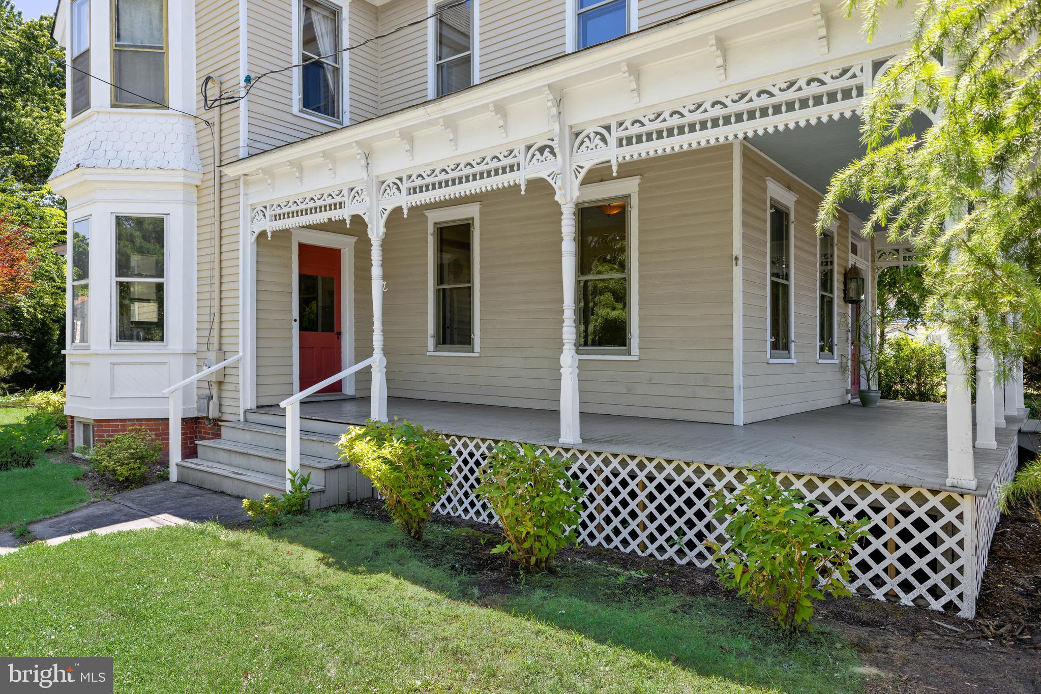 20 N GREENWICH STREET