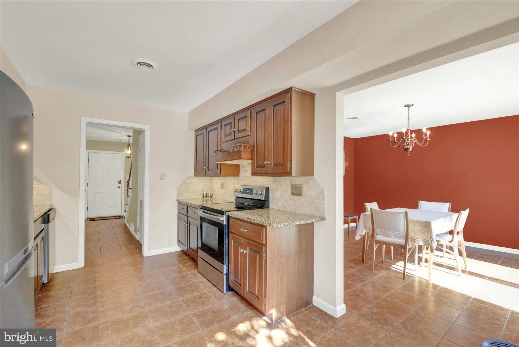 6383 STEPHENS CROSSING