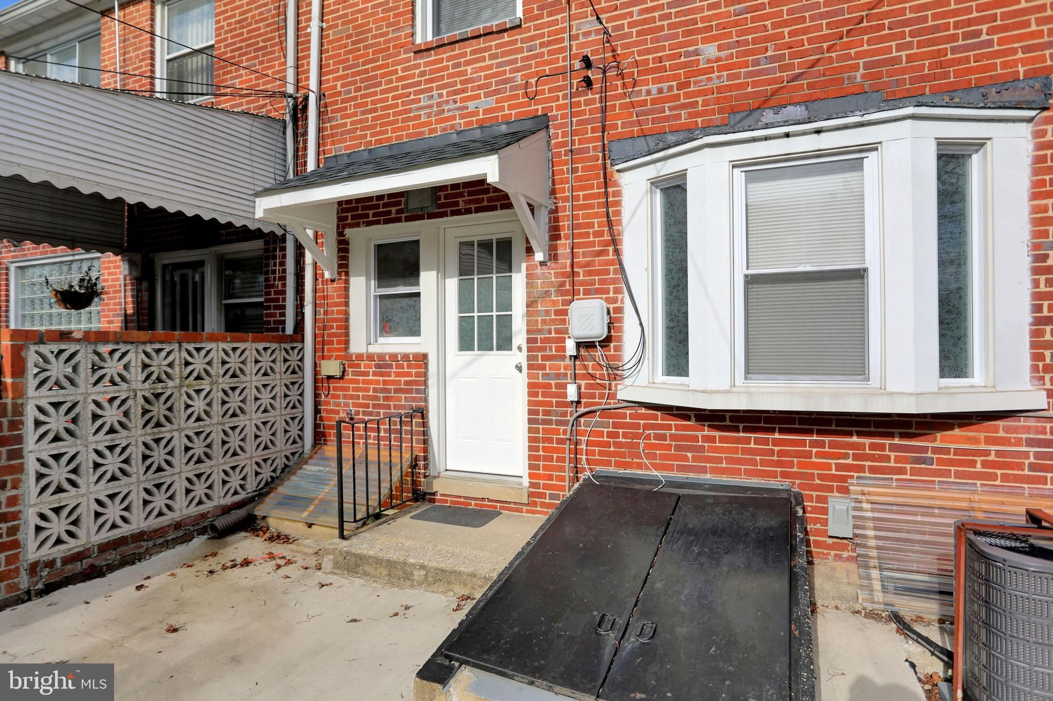 NORTHWOOD - Residential