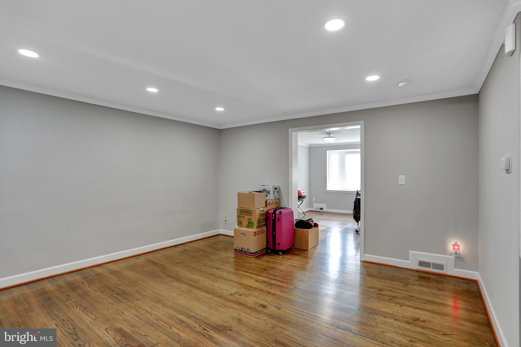 NORTHWOOD - Residential