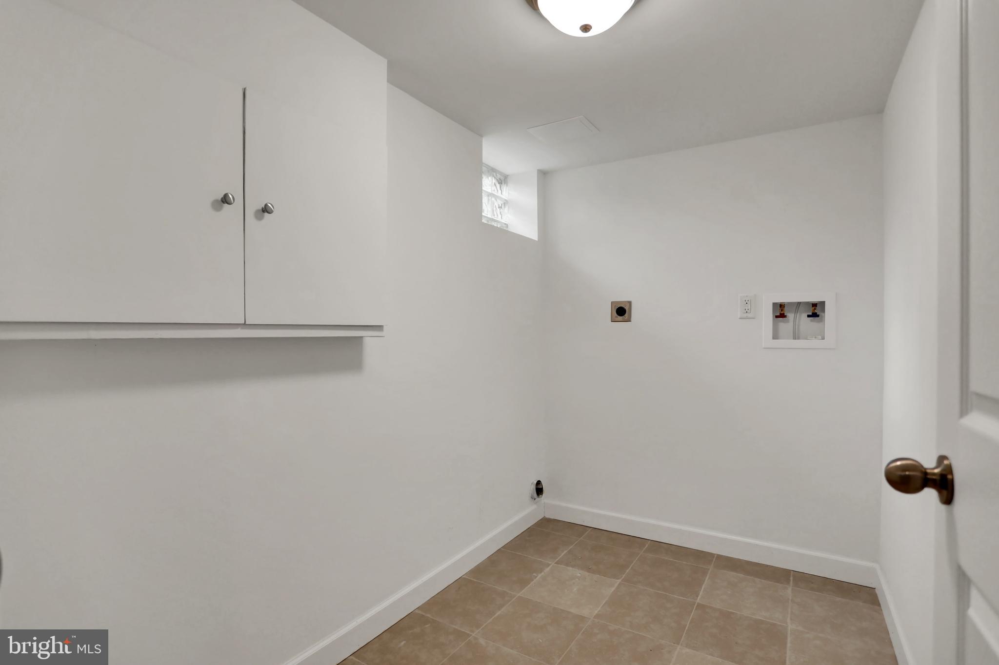 NORTHWOOD - Residential