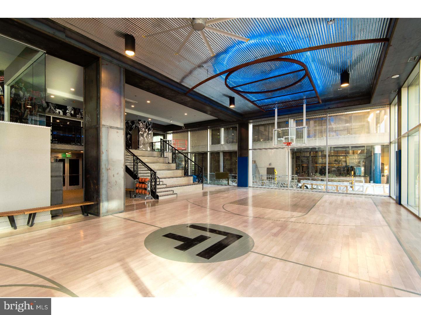 LOGAN SQUARE - Residential Lease