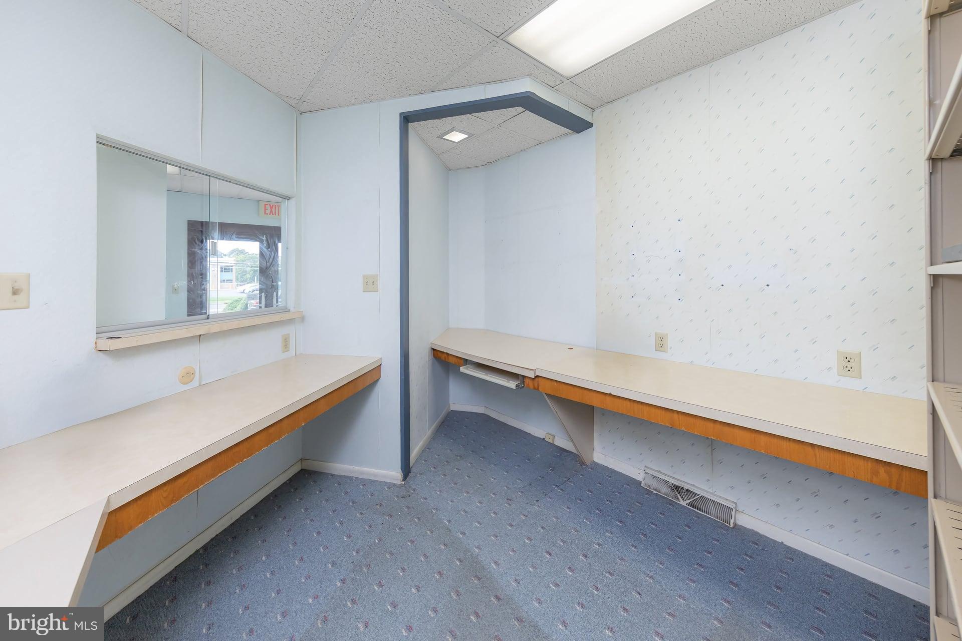 1160 E LANDIS AVENUE