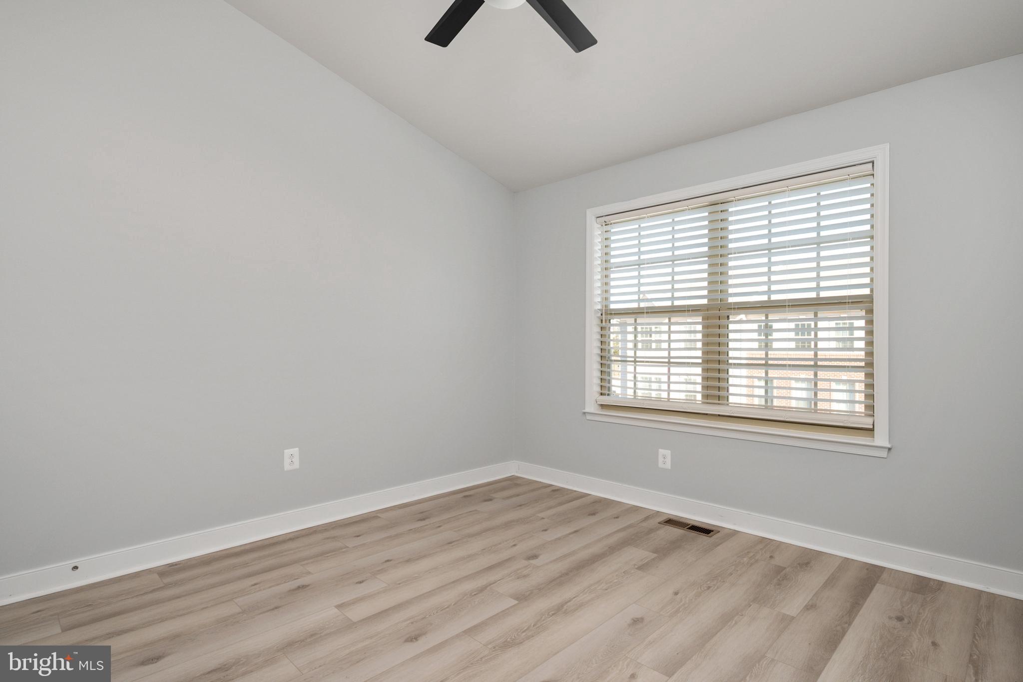 ADMIRALS RIDGE - Residential