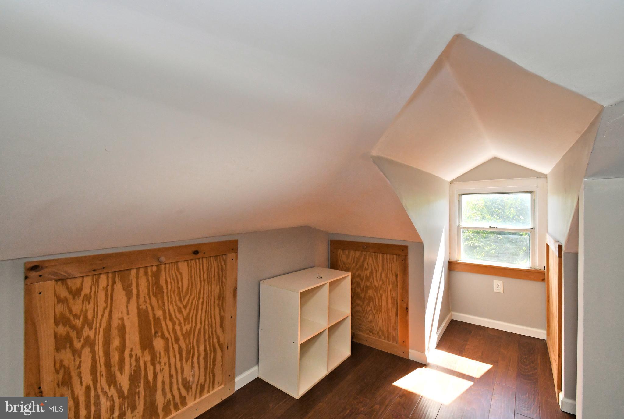 LANSDOWNE - Residential