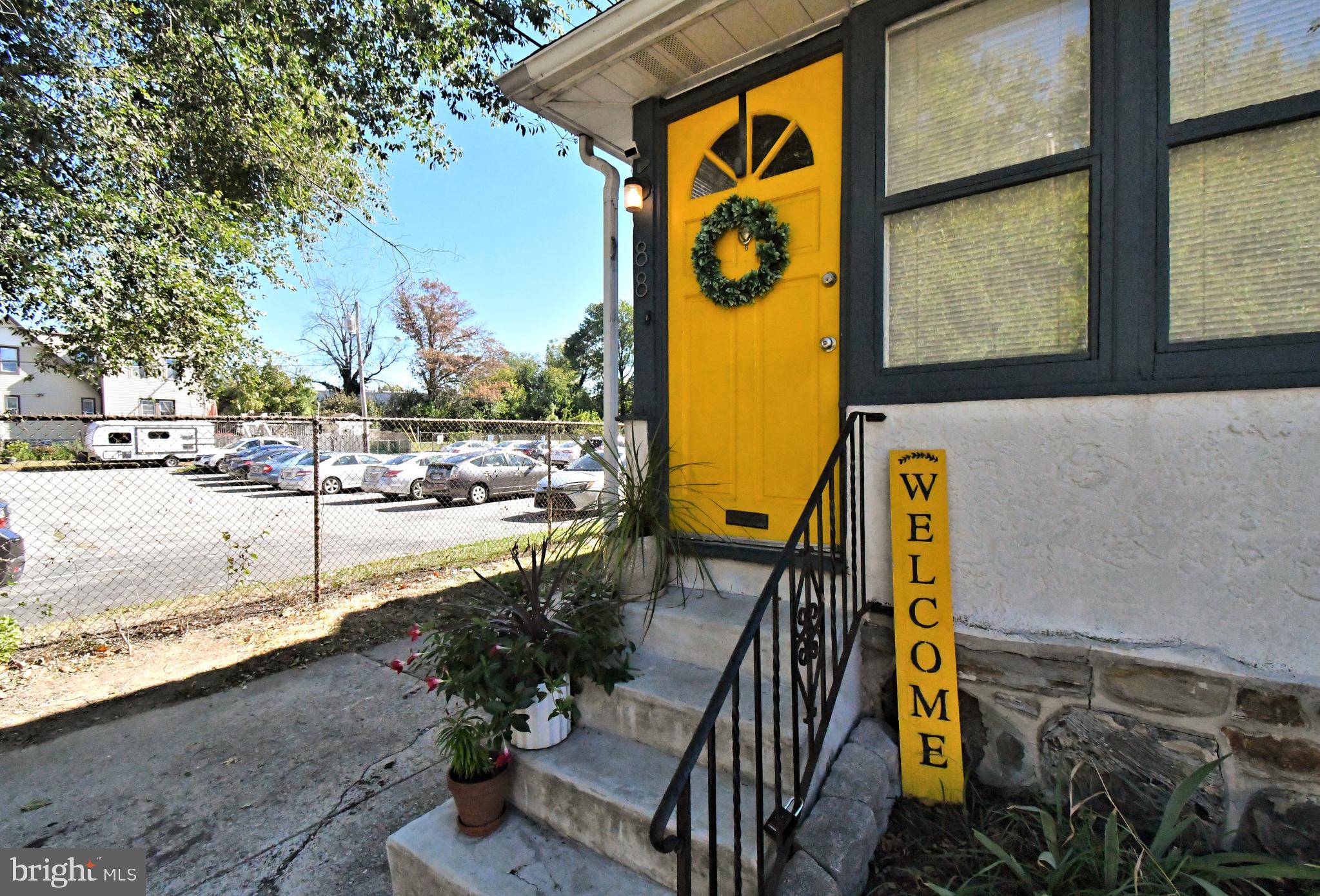 LANSDOWNE - Residential