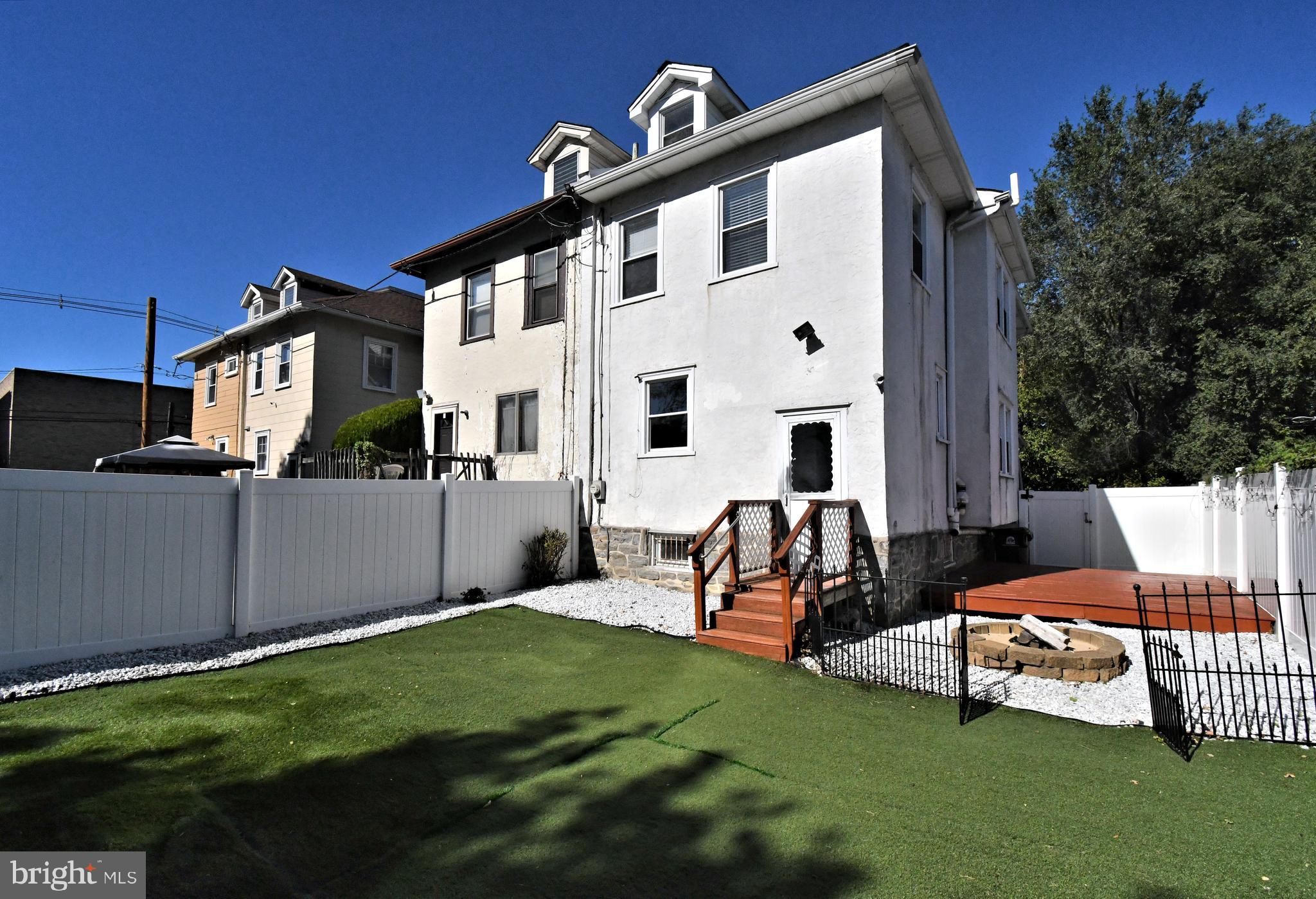 LANSDOWNE - Residential