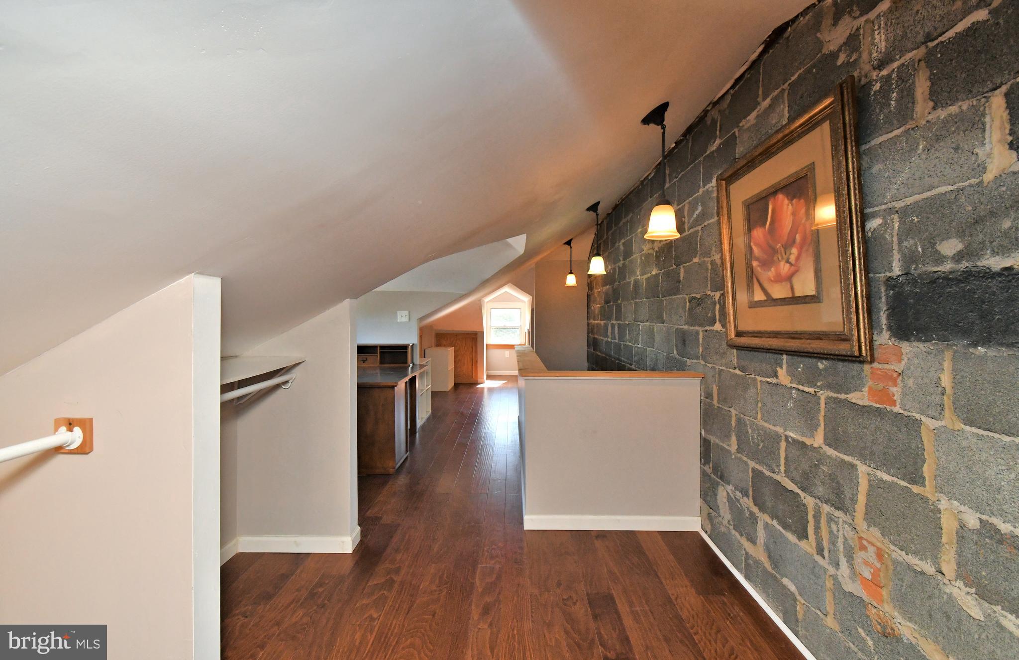 LANSDOWNE - Residential