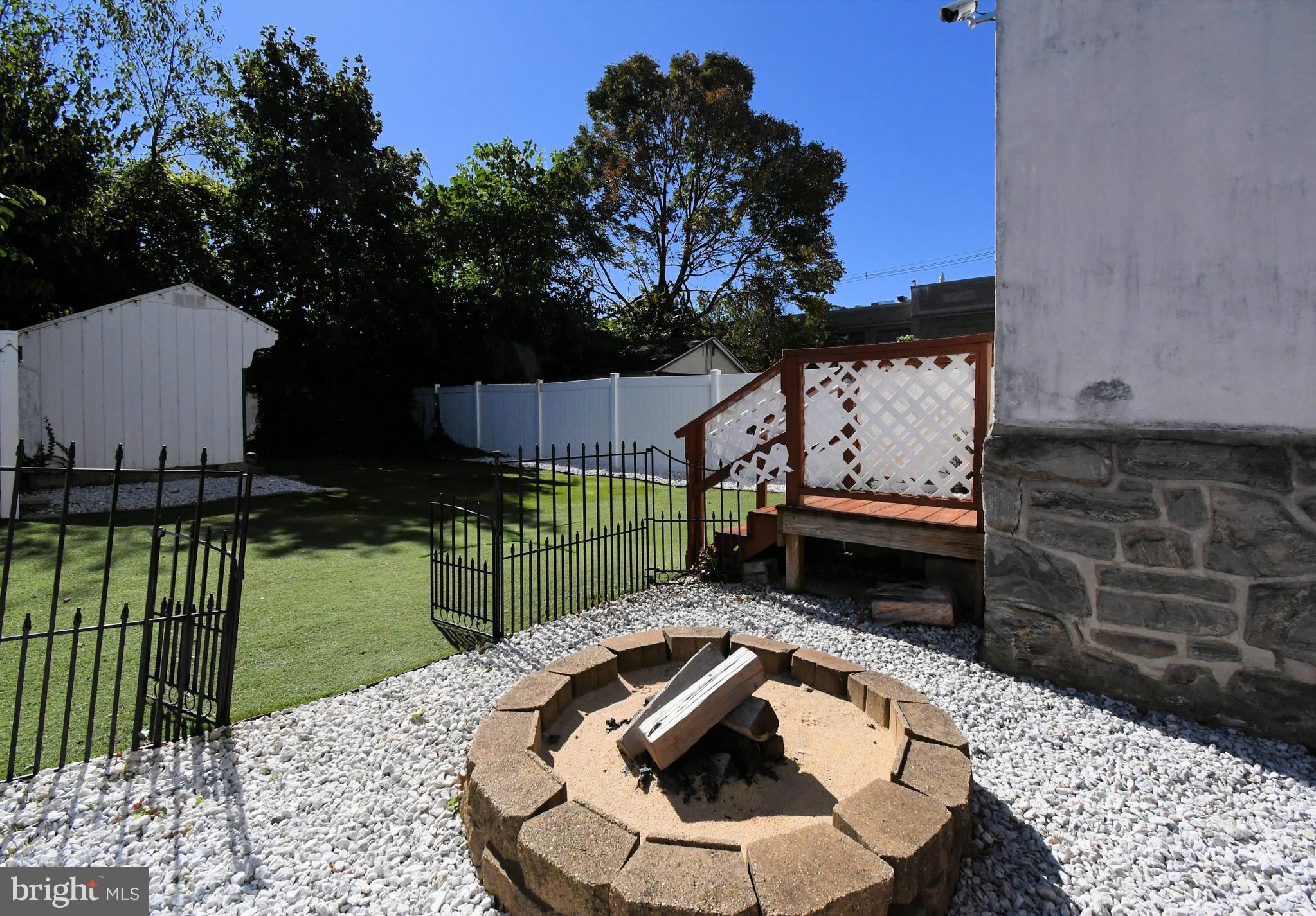 LANSDOWNE - Residential