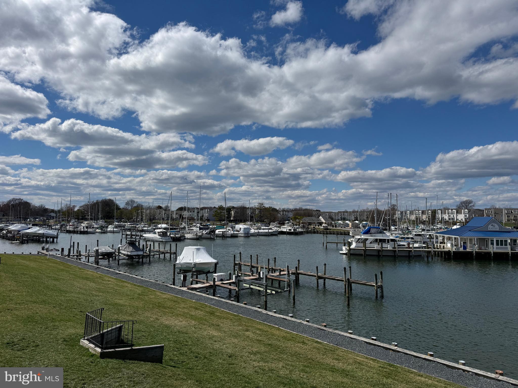 23 QUEEN VICTORIA WAY F