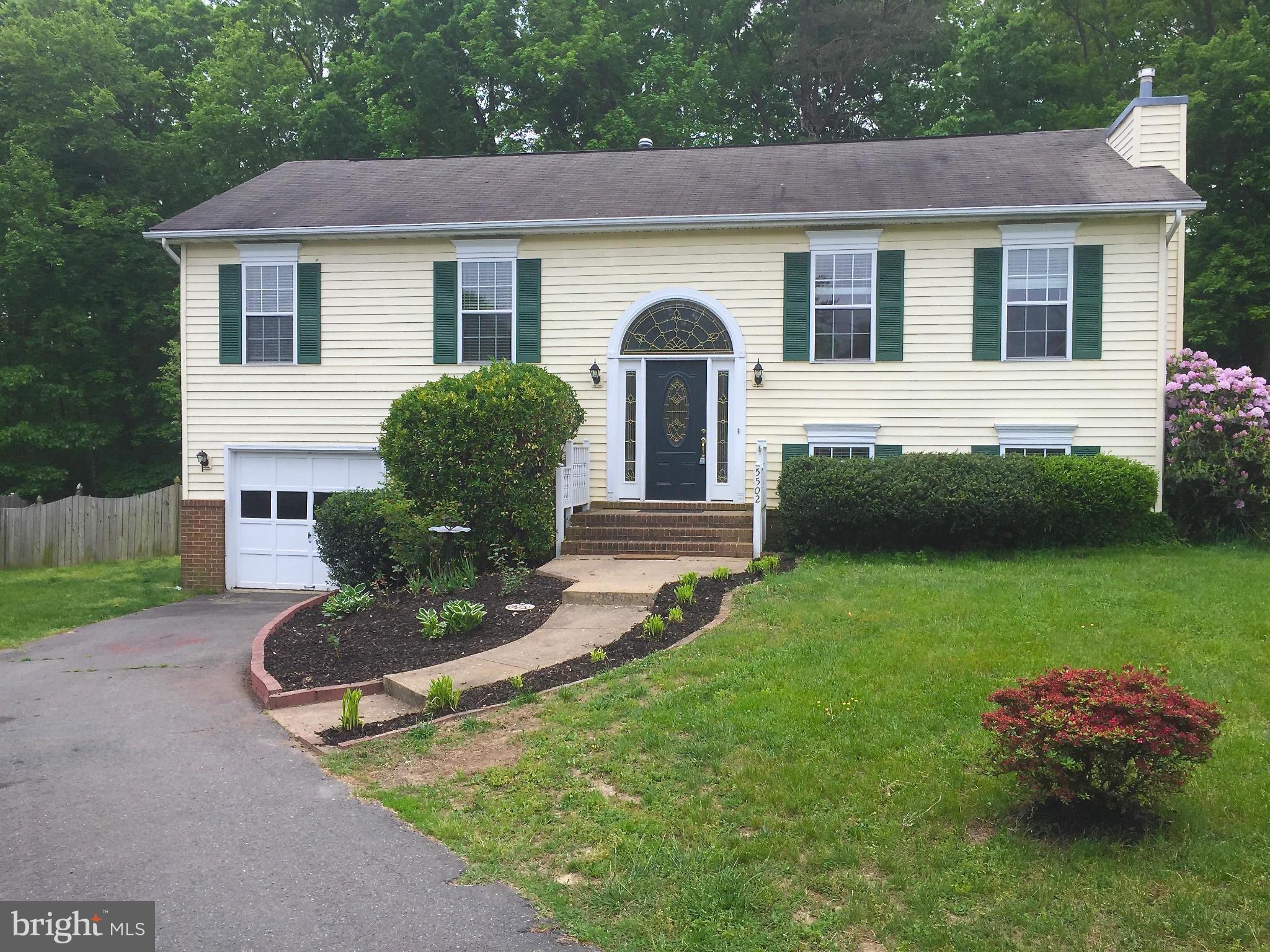 MAPLE GROVE - Residential