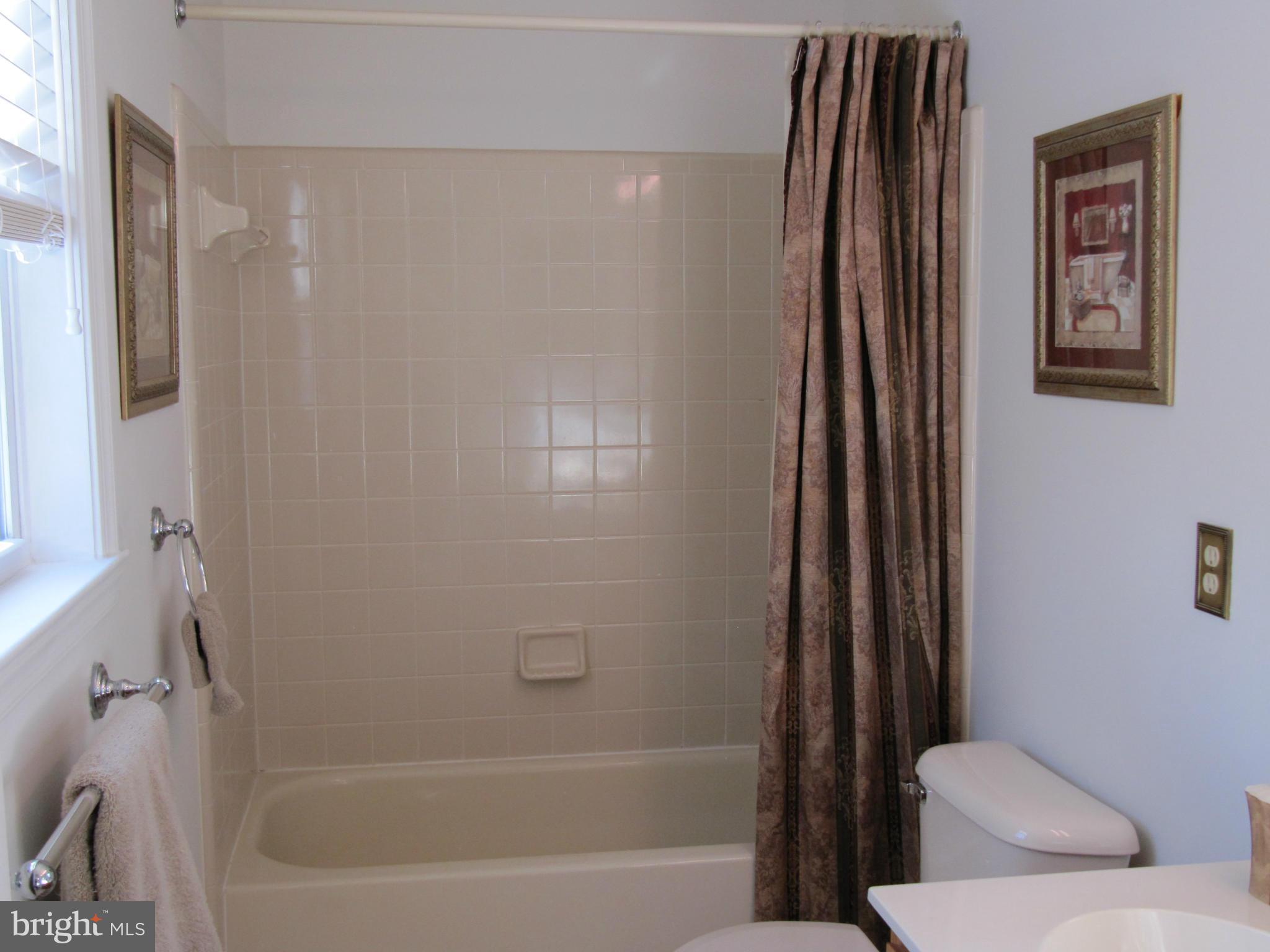 MAPLE GROVE - Residential