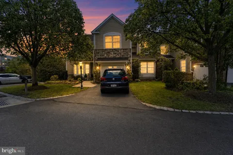 6 Hedge Road, Princeton, NJ MLS: NJMX2012104
