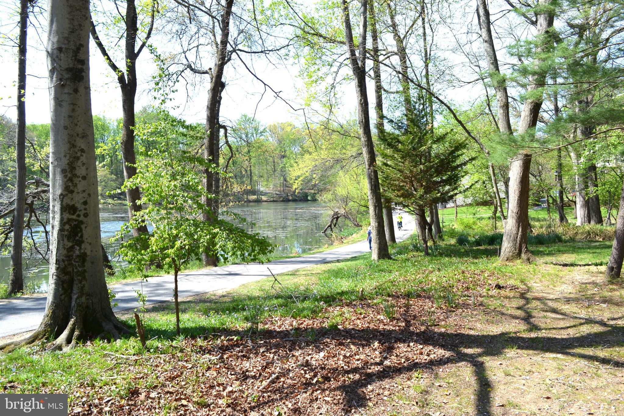VILLAGE OF OWEN BROWN - Residential