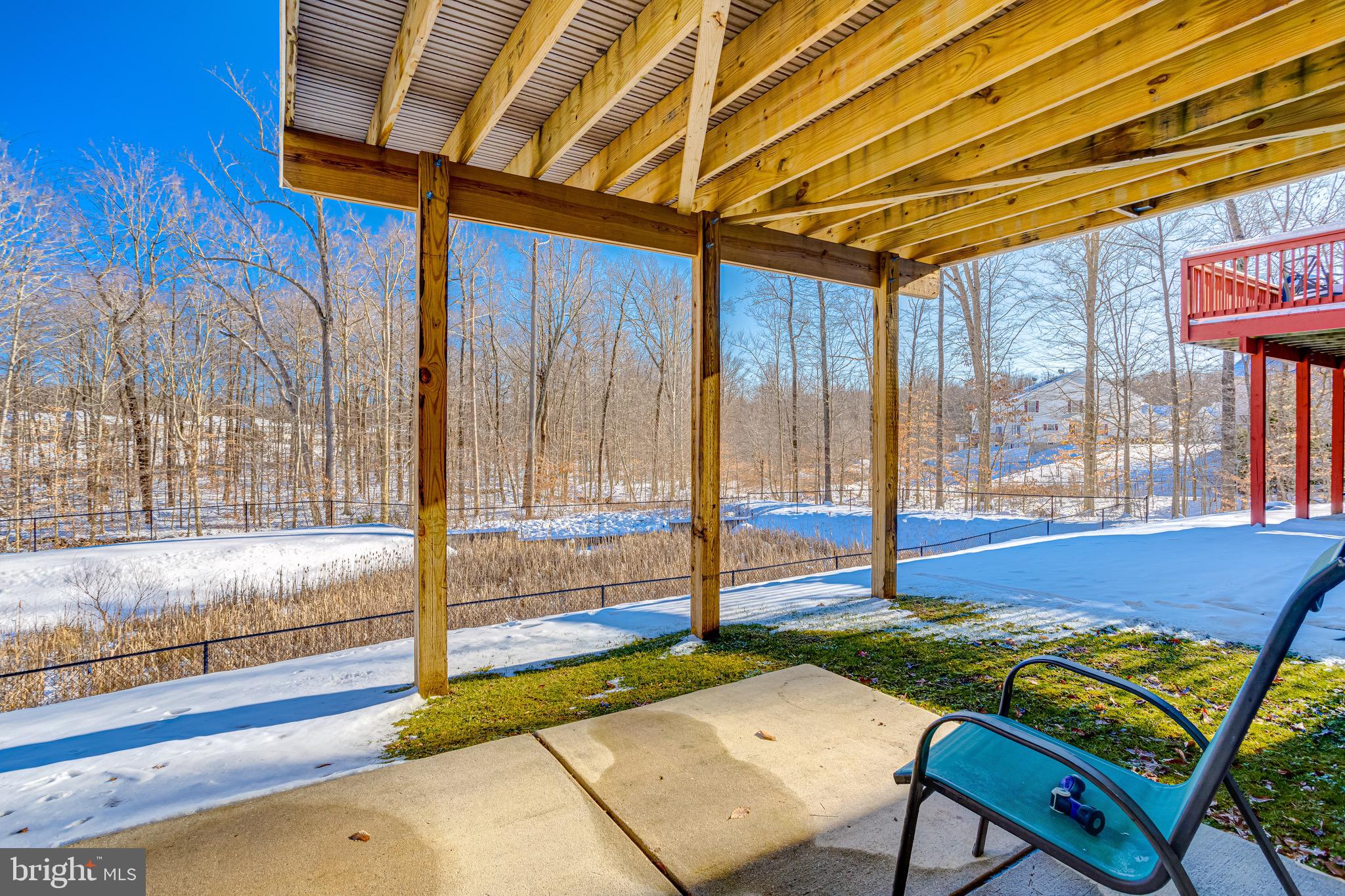 HOLLY WOODS - Residential