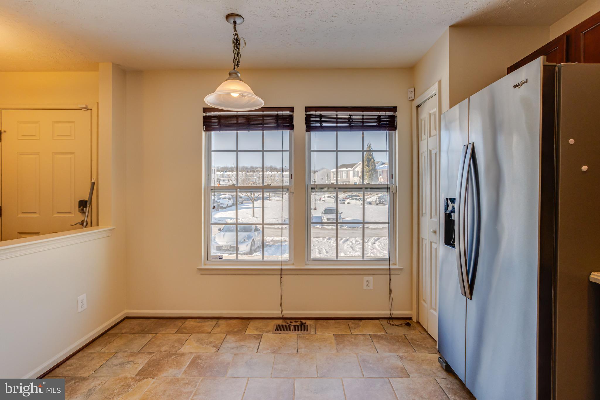 HOLLY WOODS - Residential