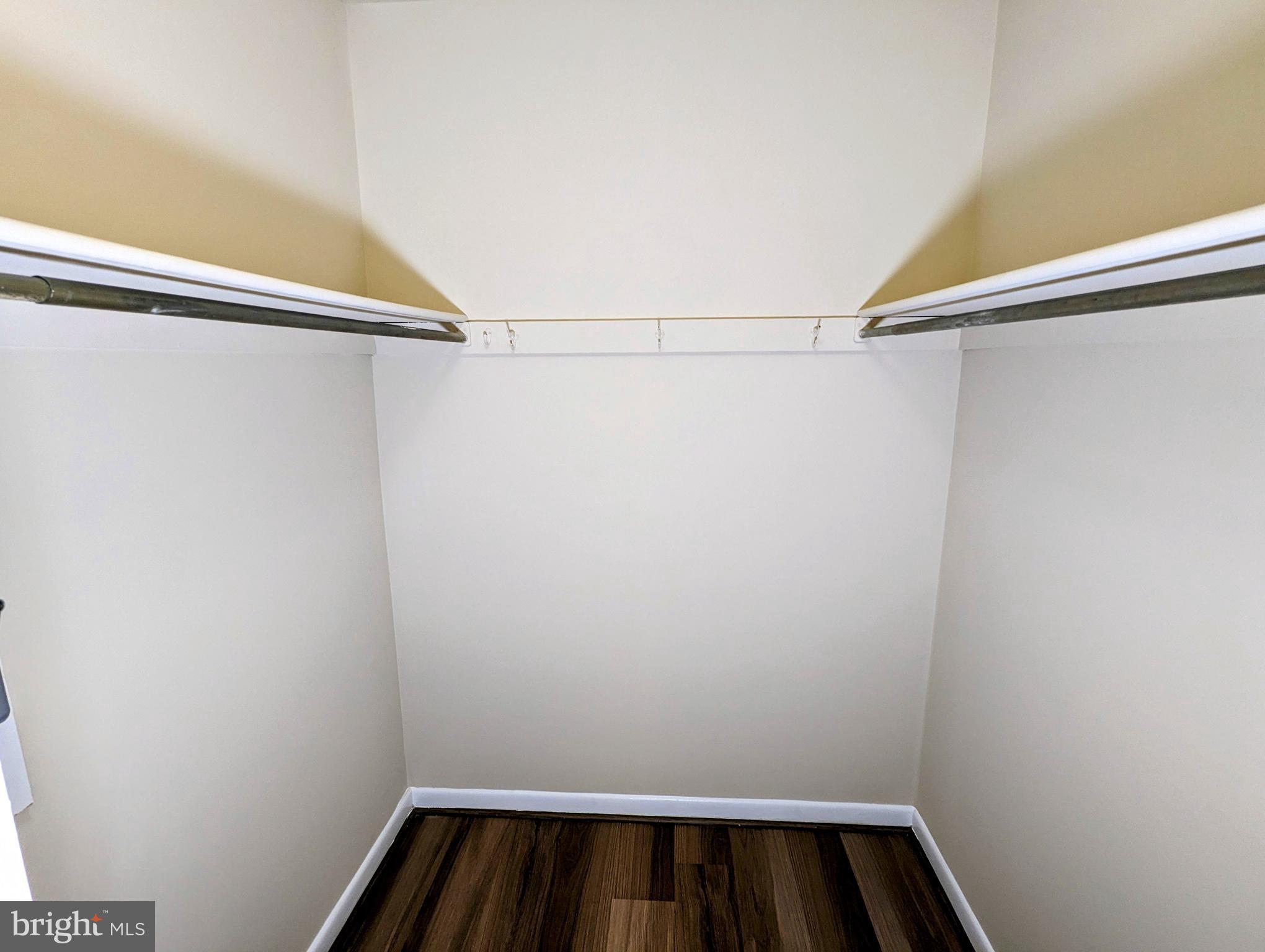 CHESTNUT GROVE - Residential Lease