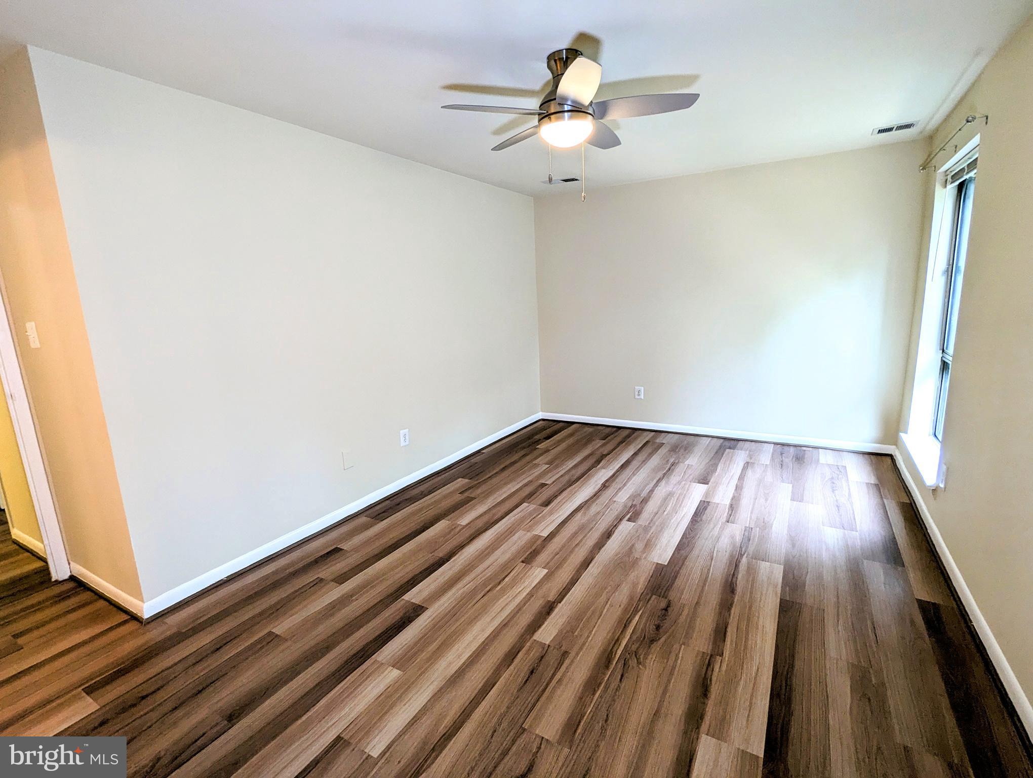 CHESTNUT GROVE - Residential Lease