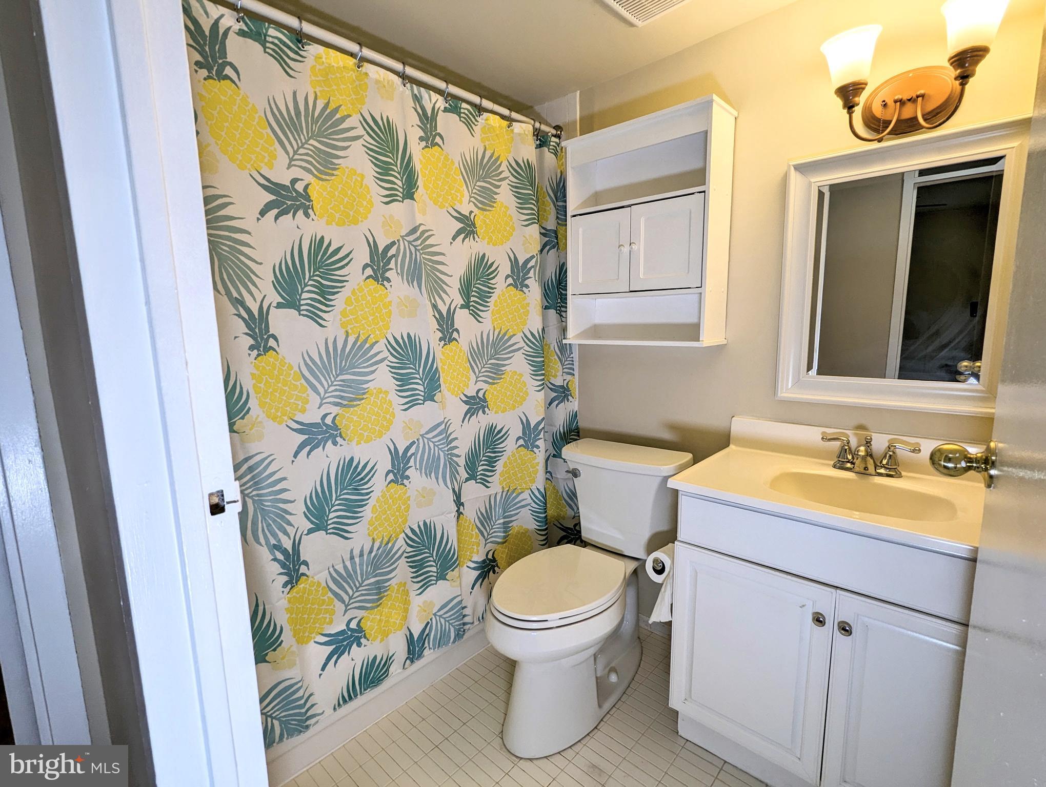 CHESTNUT GROVE - Residential Lease