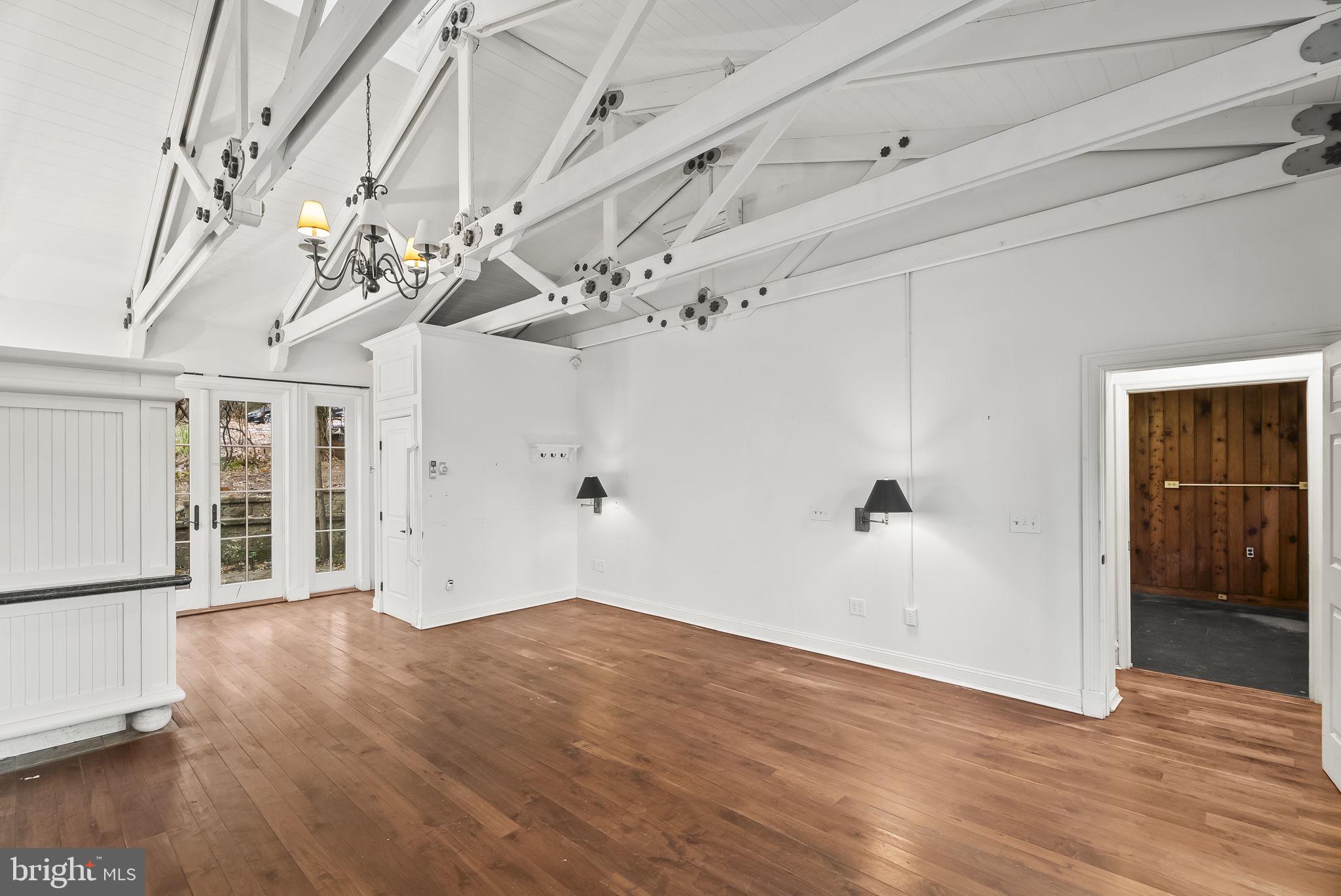 CALVERT MANOR-2ND ADDN - Residential