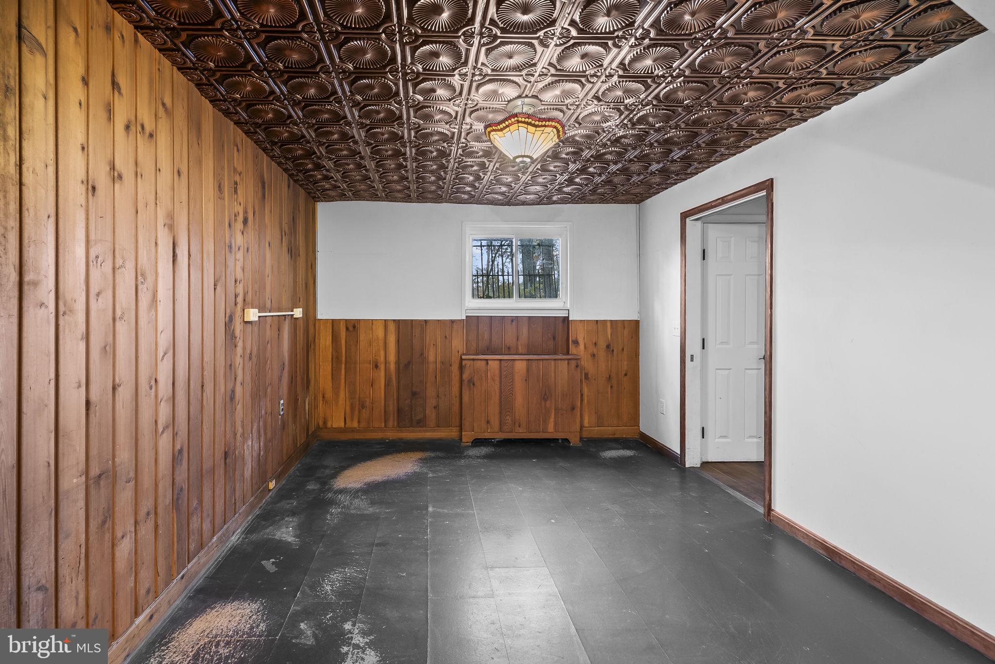 CALVERT MANOR-2ND ADDN - Residential