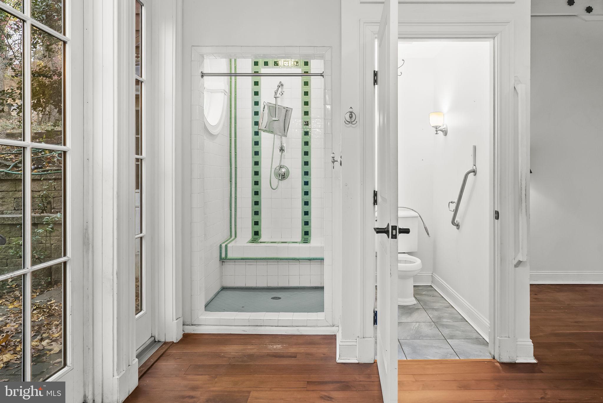 CALVERT MANOR-2ND ADDN - Residential