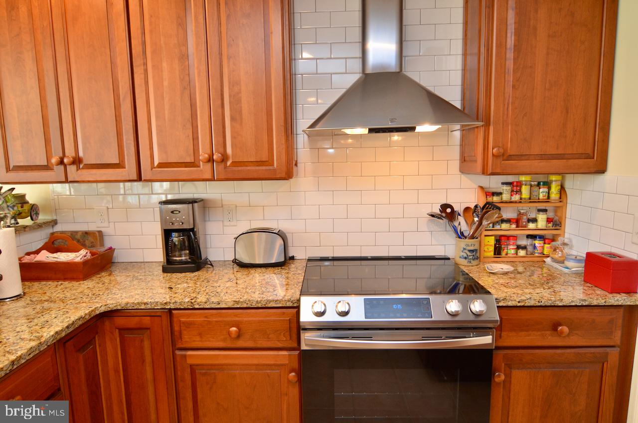 STEPNE PLACE - Residential