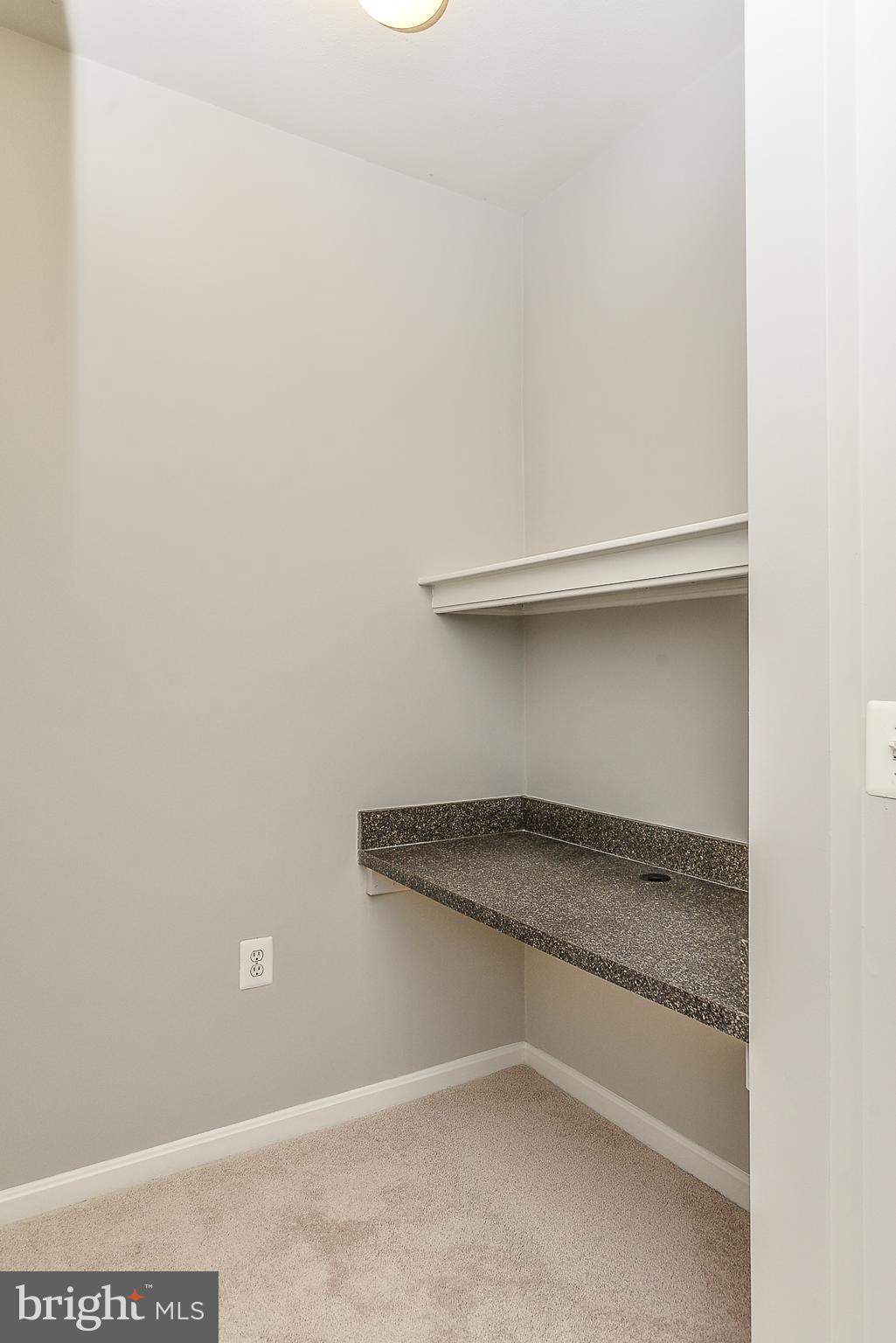 MARQUIS AT VIENNA STATION - Residential