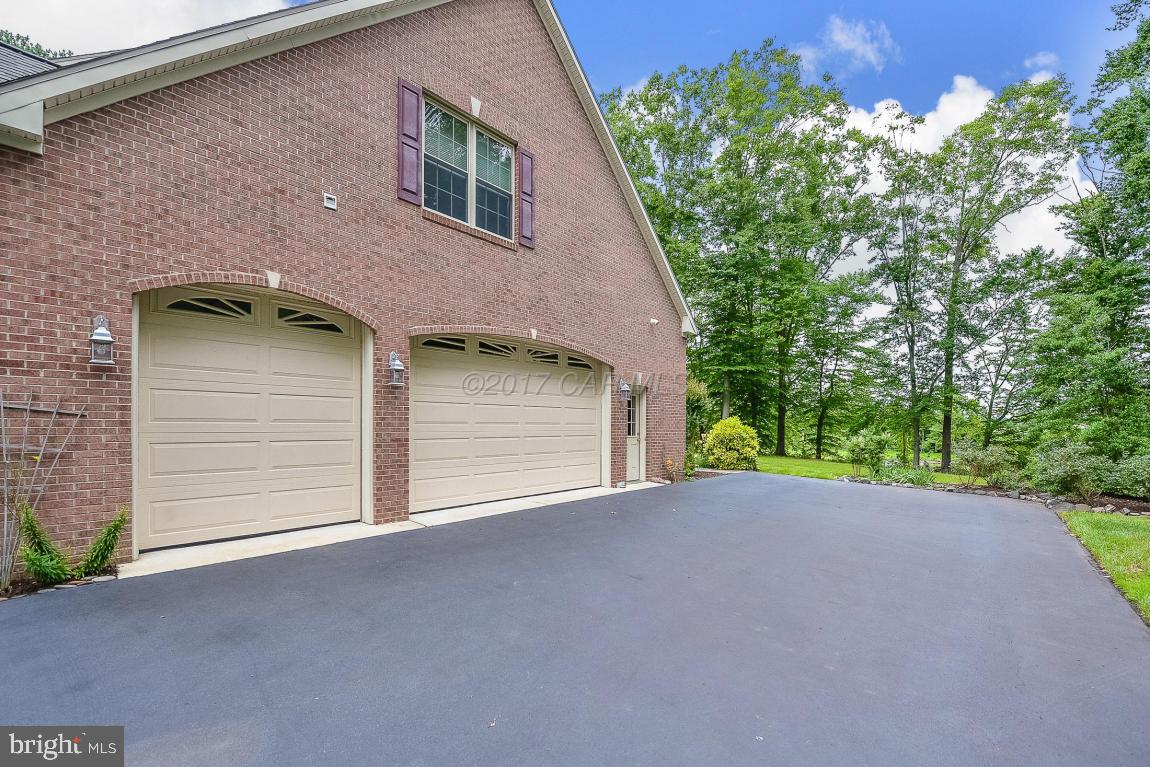 SHALLOWS THE - Residential