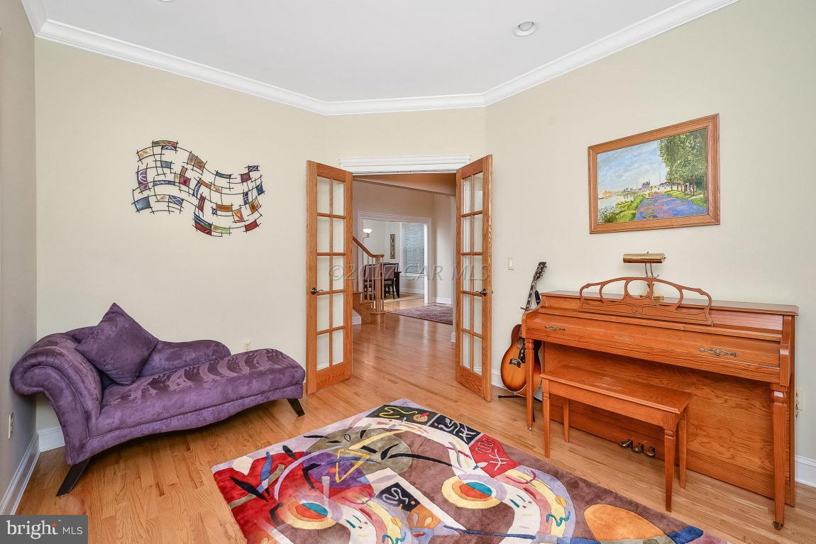 SHALLOWS THE - Residential