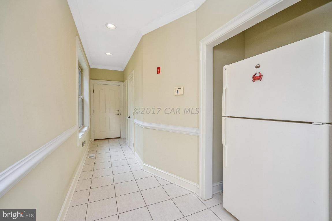 SHALLOWS THE - Residential