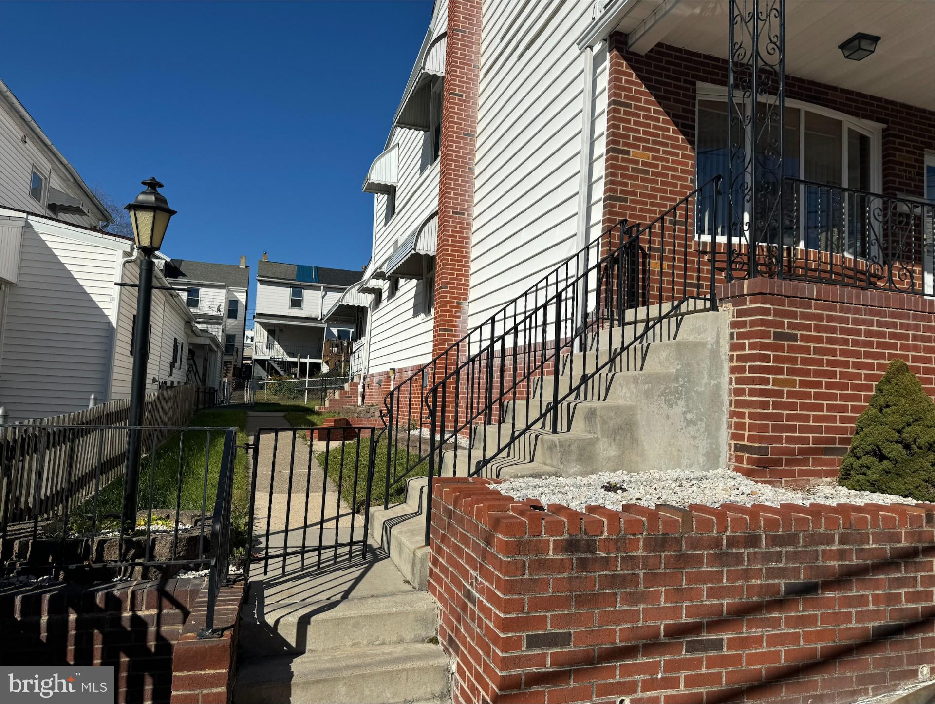 MINERSVILLE - Residential