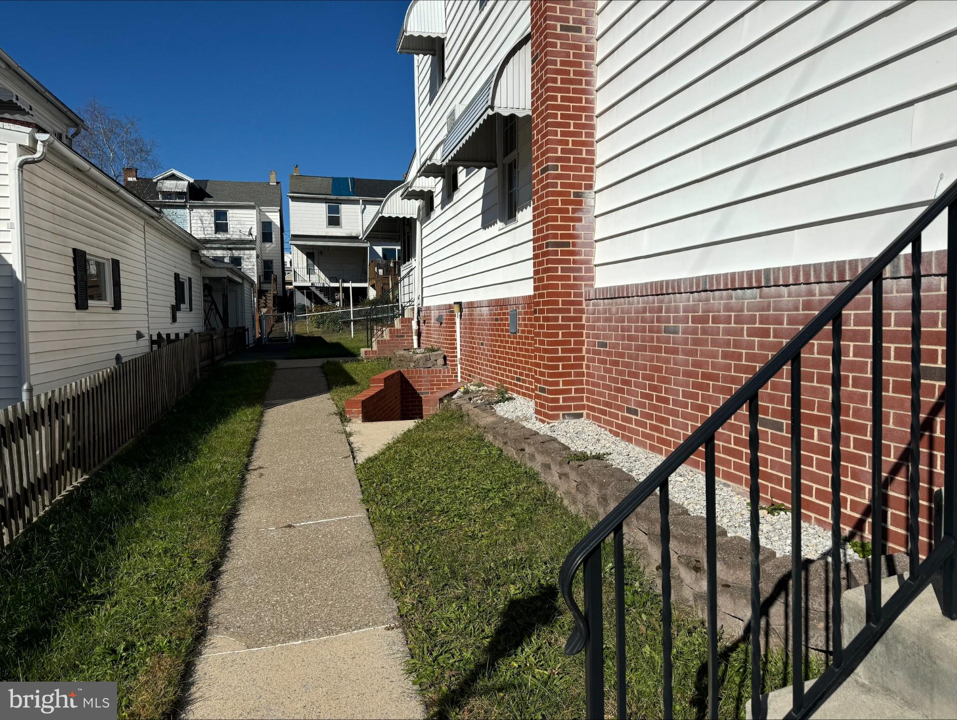 MINERSVILLE - Residential