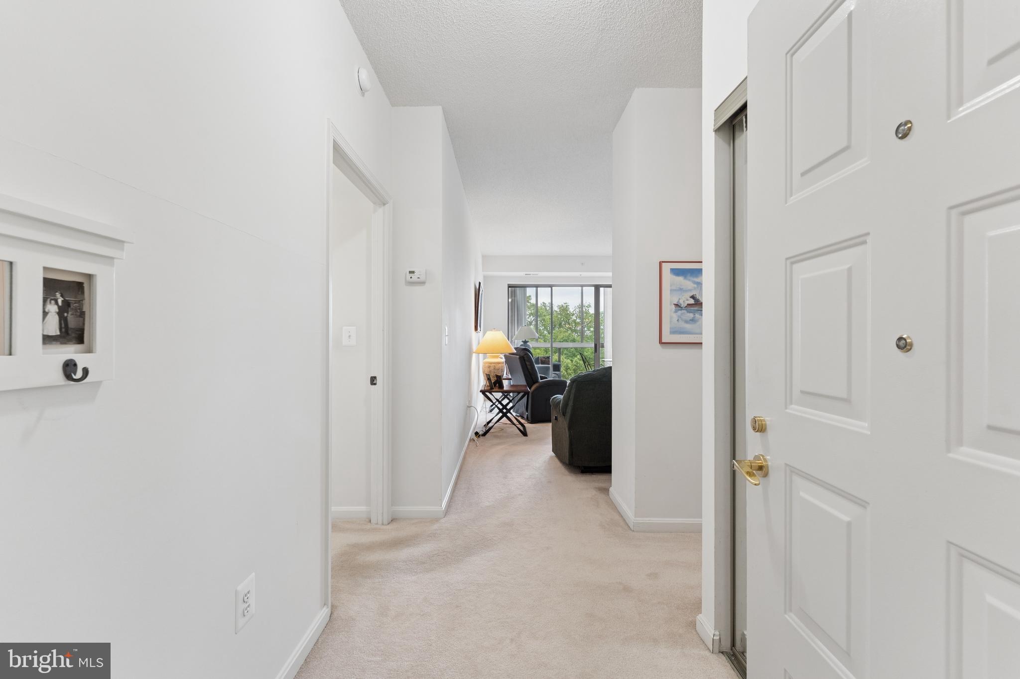LANSDOWNE WOODS - Residential