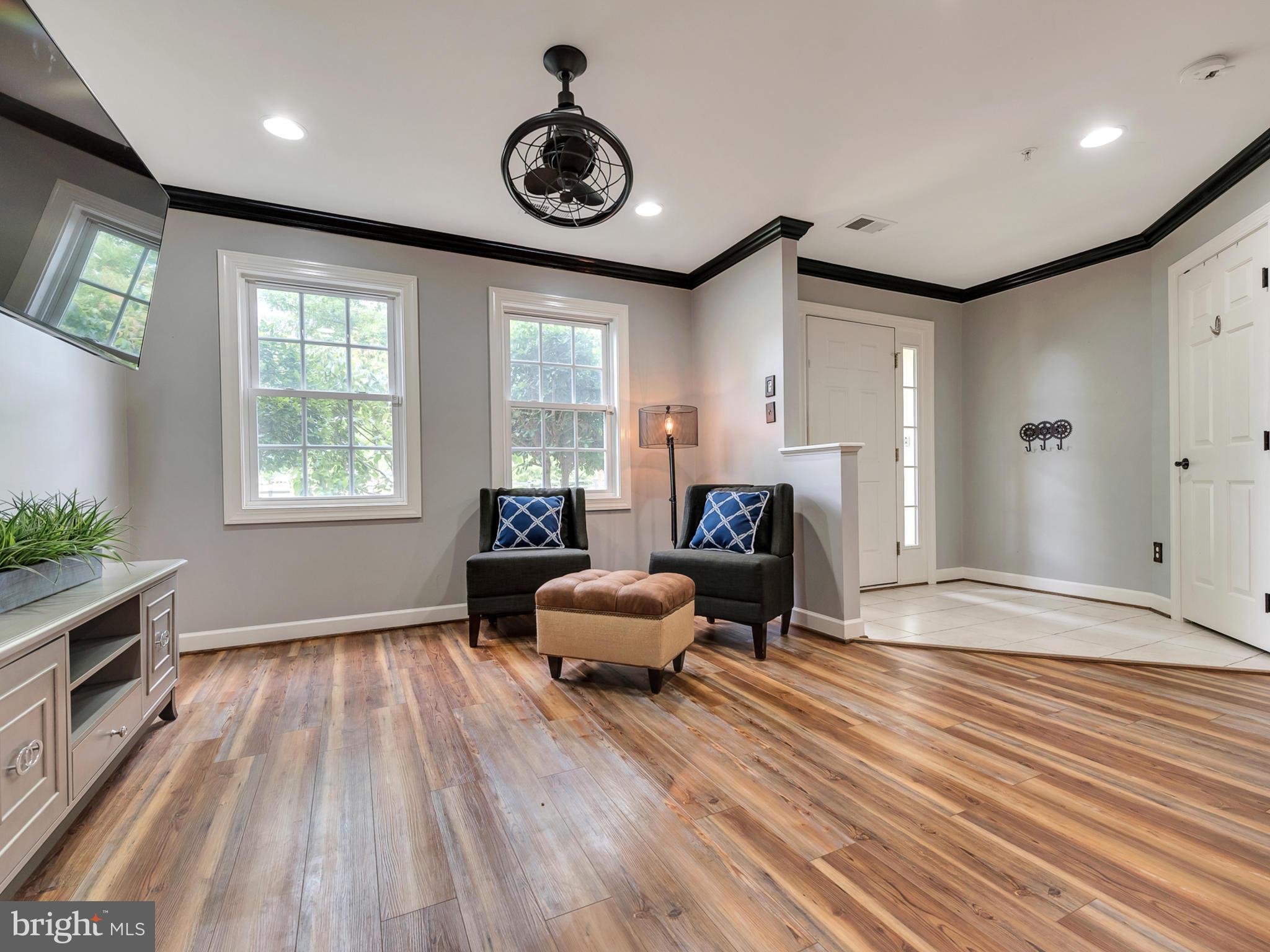 VILLAGES OF URBANA - Residential Lease