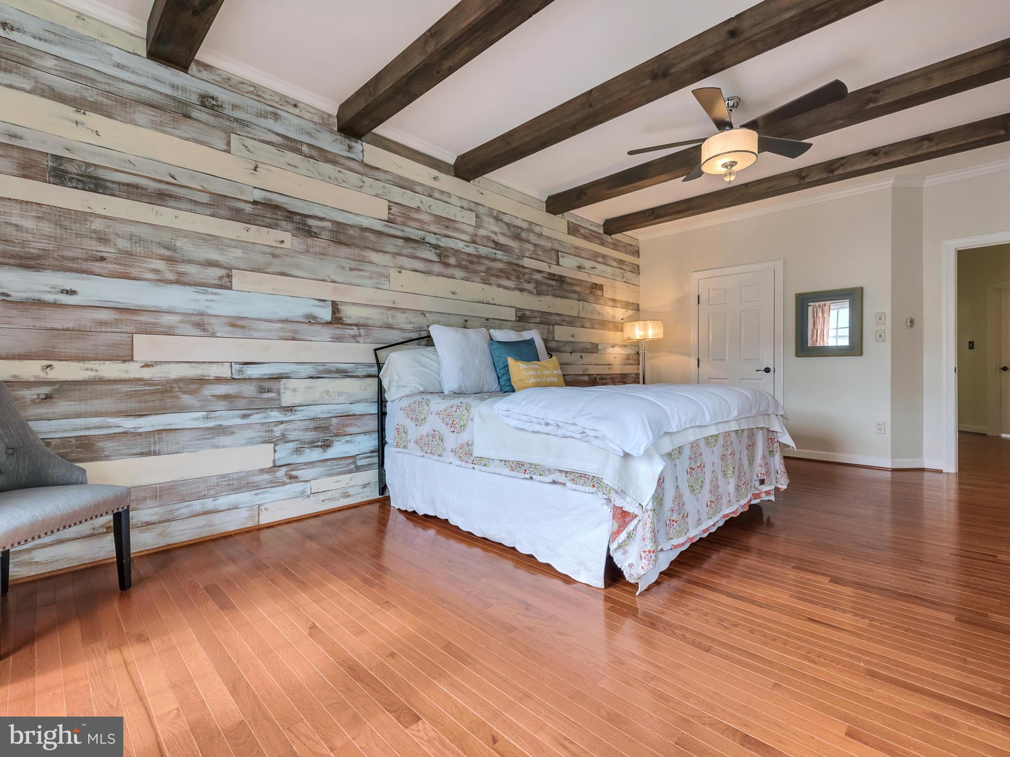 VILLAGES OF URBANA - Residential Lease