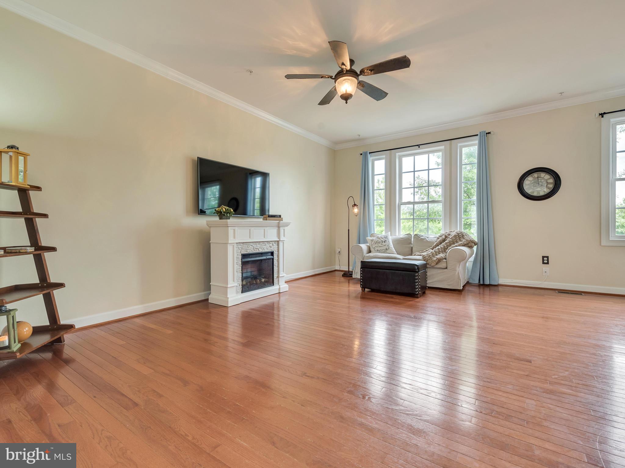 VILLAGES OF URBANA - Residential Lease