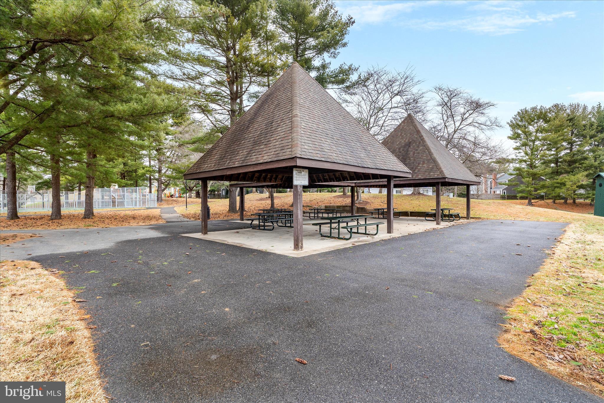 HIGHLAND HALL - Residential