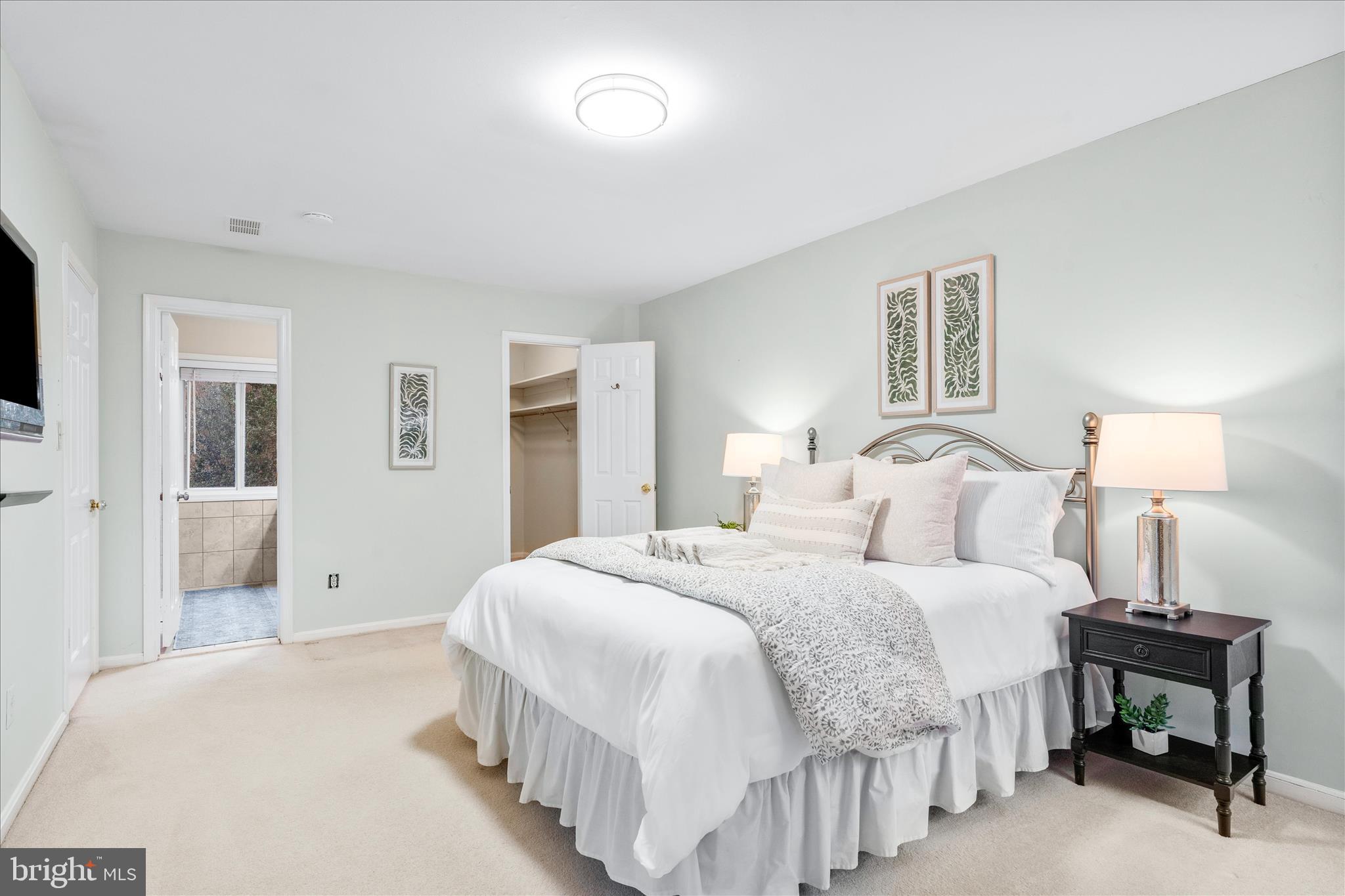 HIGHLAND HALL - Residential