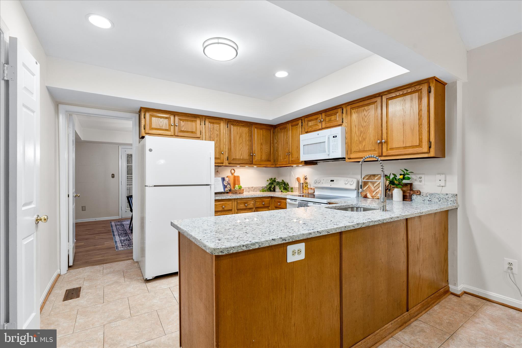 HIGHLAND HALL - Residential