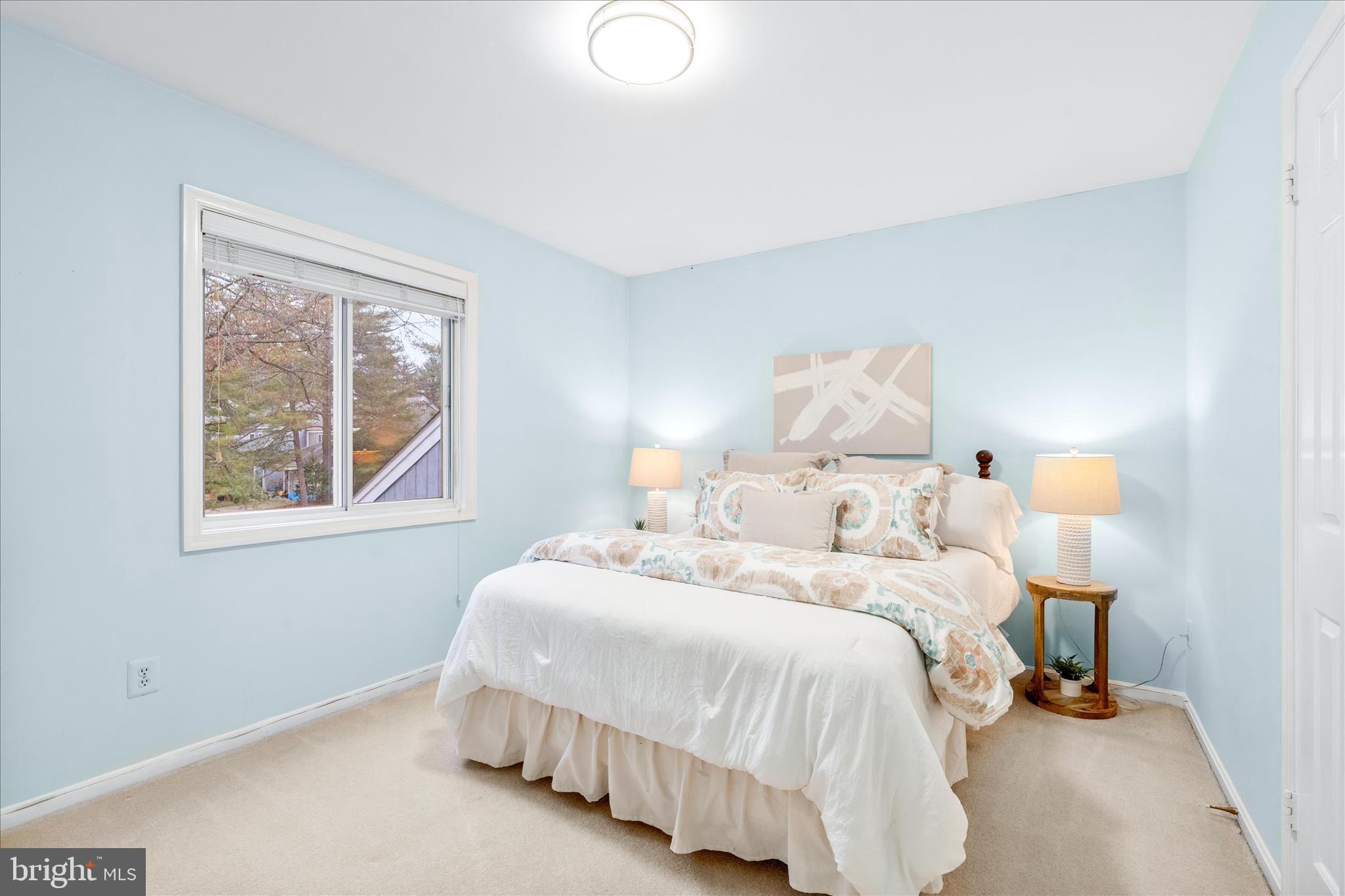 HIGHLAND HALL - Residential