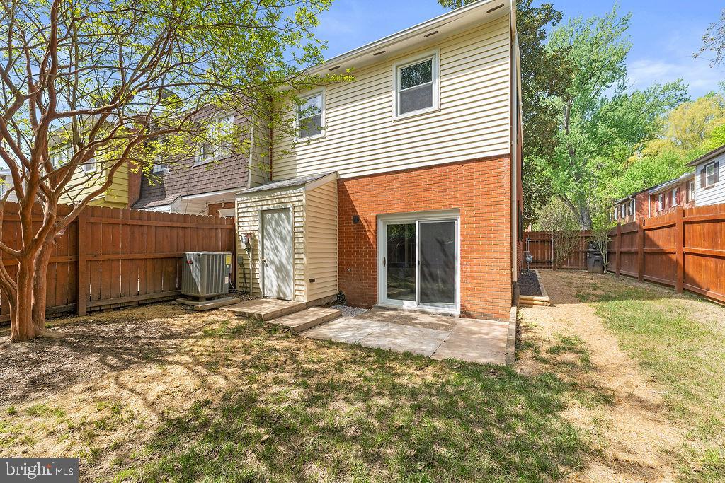 DALE CITY - Residential