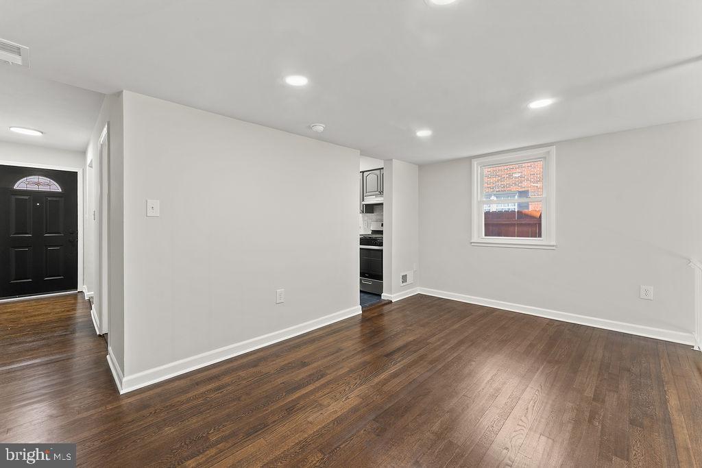 DALE CITY - Residential