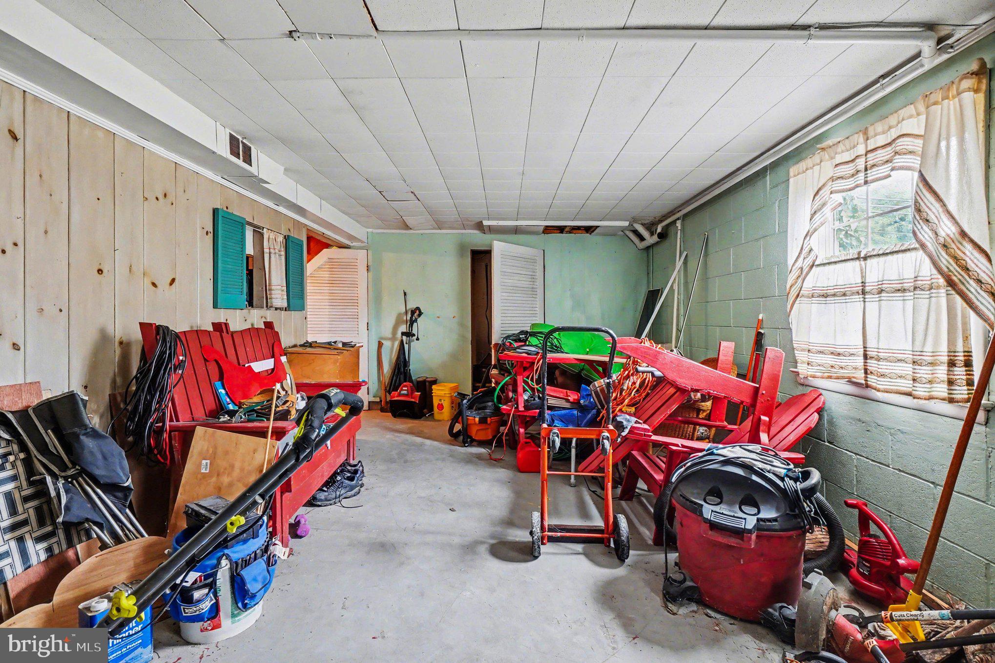 HOMESTEAD VILLAGE - Residential