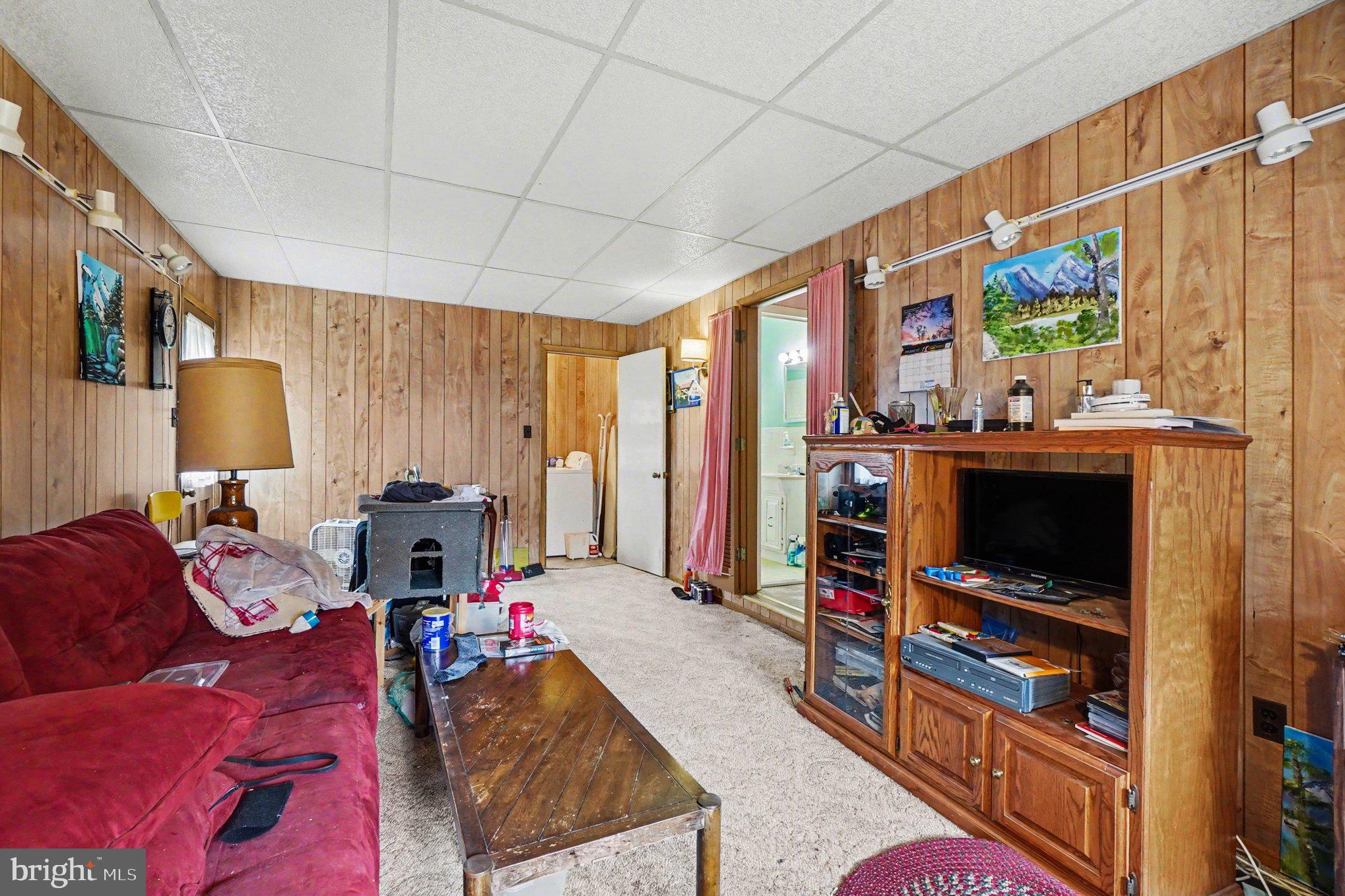 HOMESTEAD VILLAGE - Residential