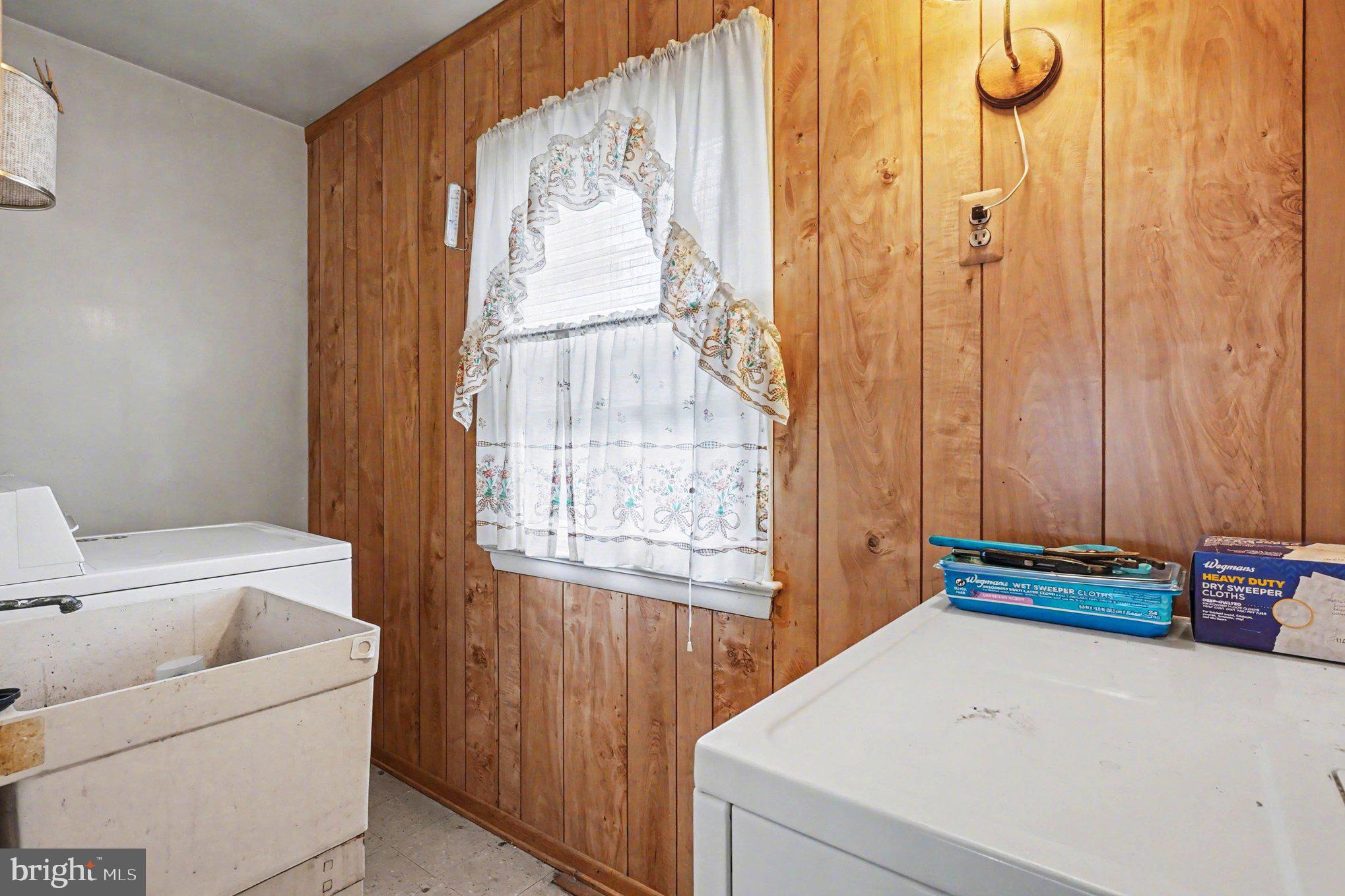 HOMESTEAD VILLAGE - Residential