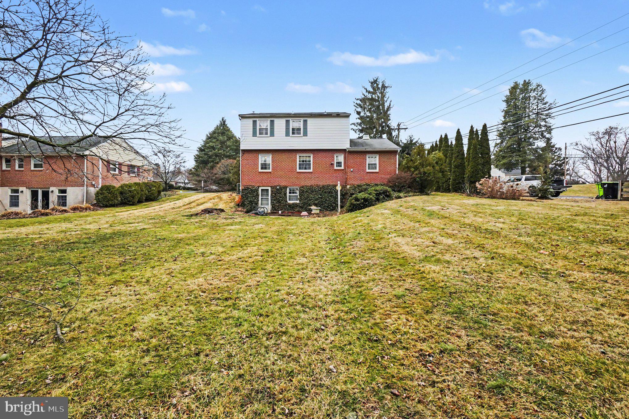 HOMESTEAD VILLAGE - Residential