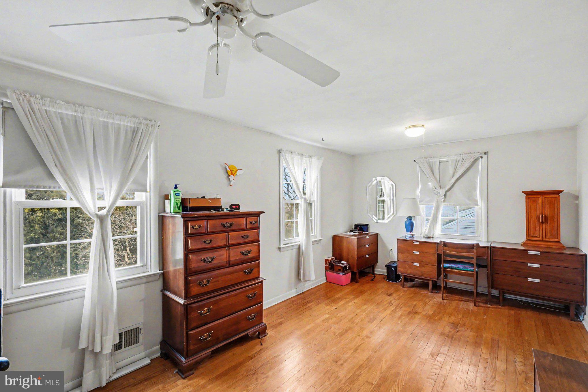 HOMESTEAD VILLAGE - Residential