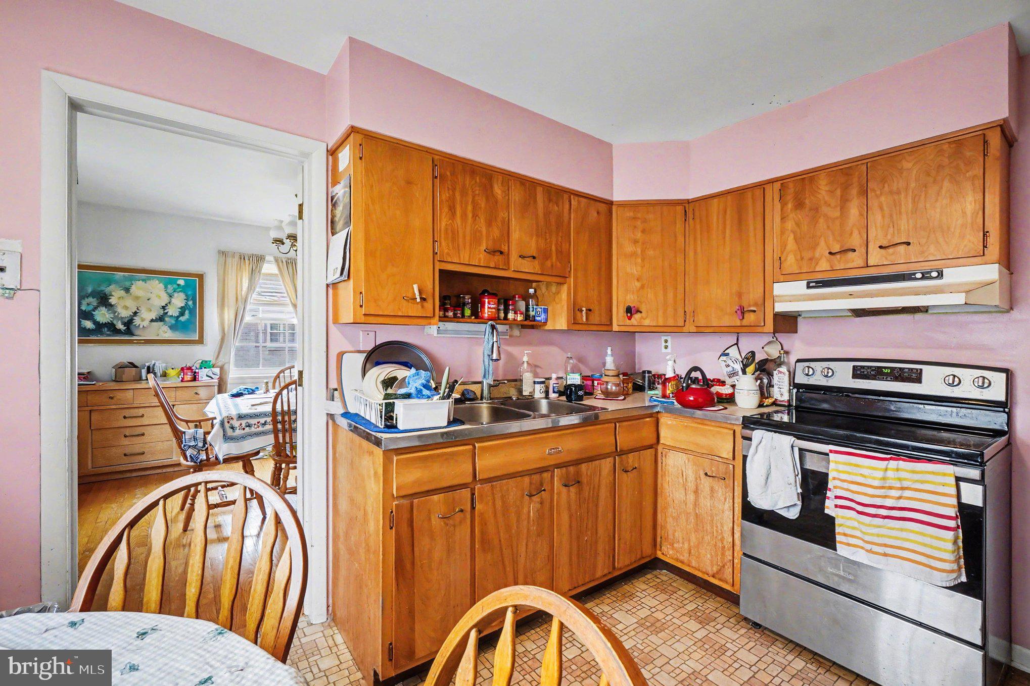 HOMESTEAD VILLAGE - Residential