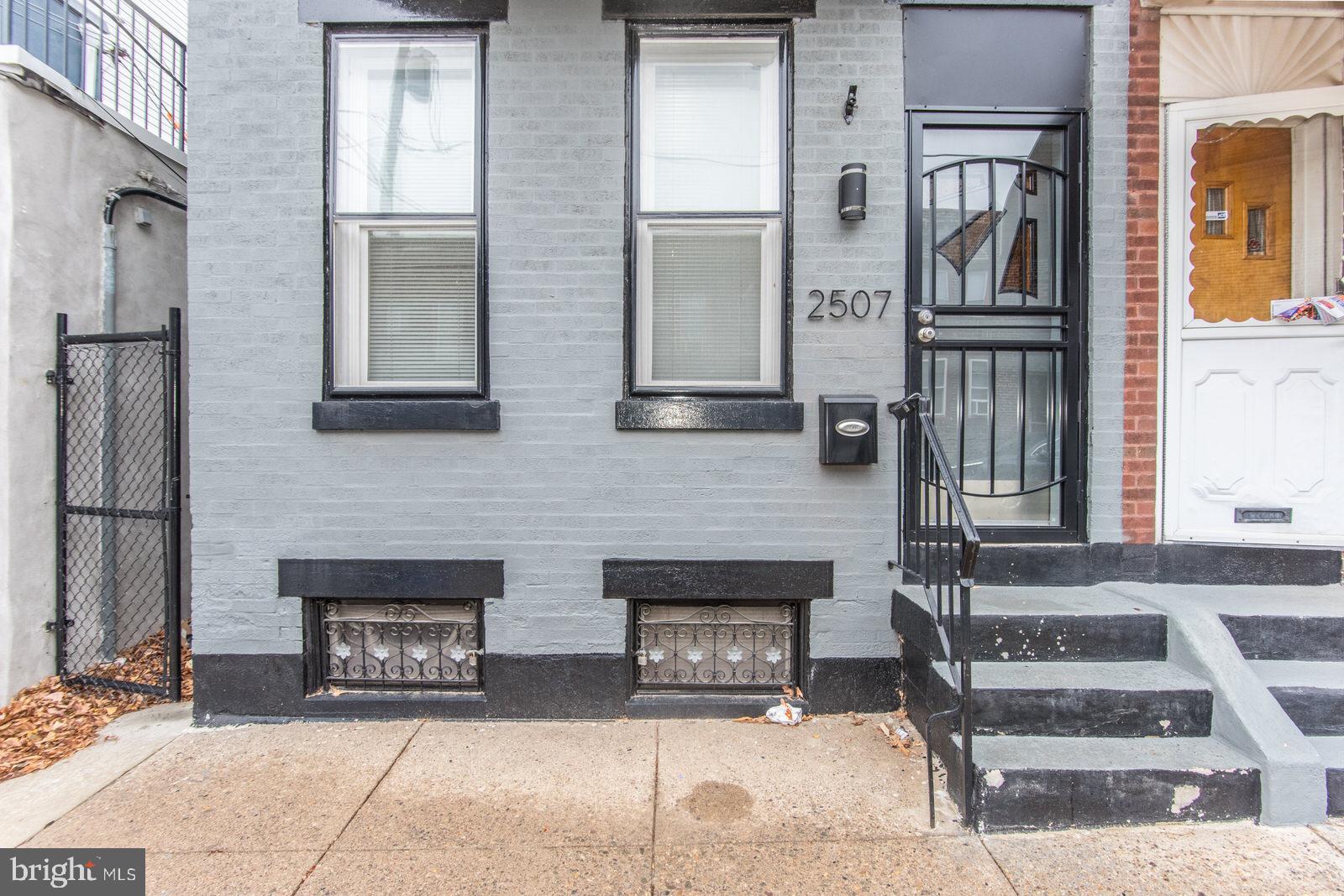 PORT RICHMOND - Residential